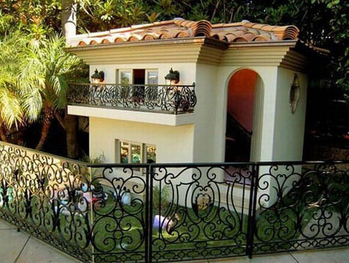 mansion-hilton